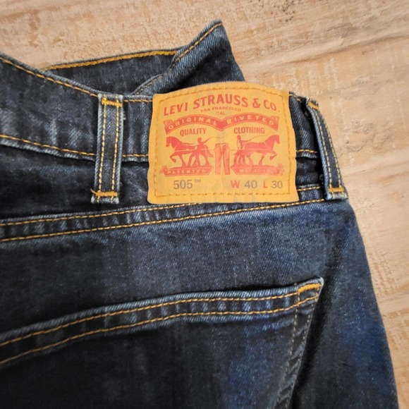 Levis 505 Jeans Mens 40x30 Blue Denim Pants Regular Straight Medium Wash - Picture 4 of 9